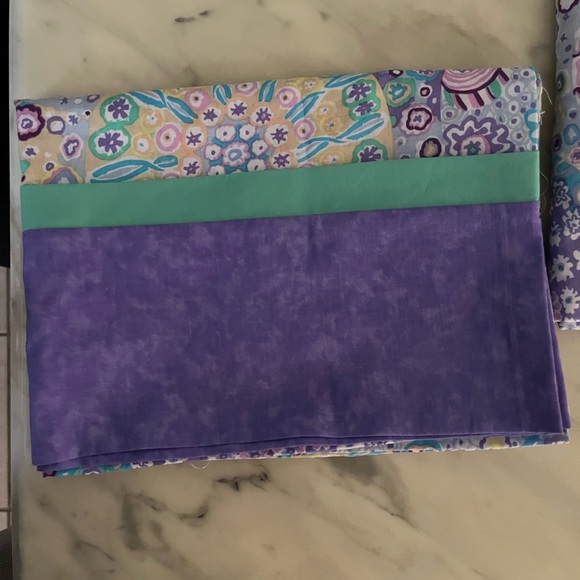 Purple Pillow cases (2) NWOT/ Firm Price - Picture 2 of 10